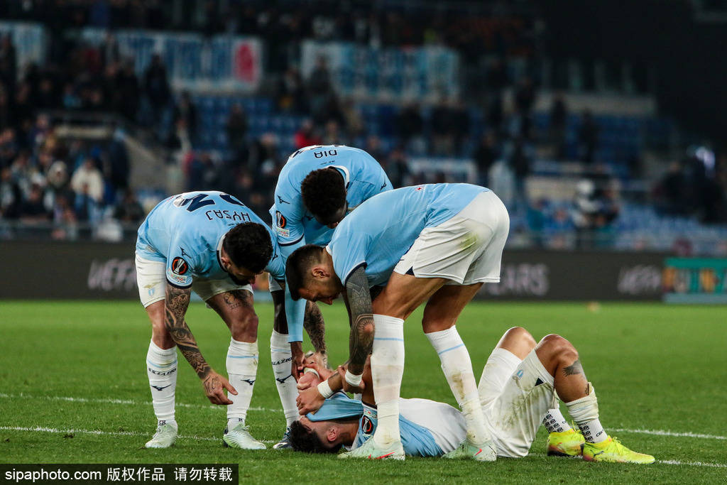 关于拉齐奥客场惨败，欧冠席位受到挑战的信息